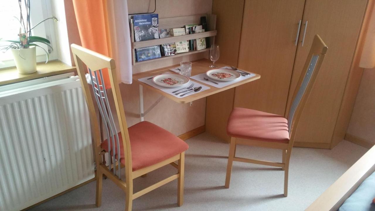 Tiny-Apartment-In-Gemuenden-An-Der-Wohra Gemunden an der Wohra Buitenkant foto